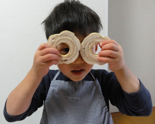 車麩を使った料理を子どもと一緒に